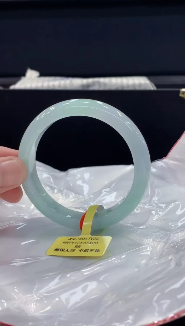 未镶嵌手镯翡翠翡翠手镯