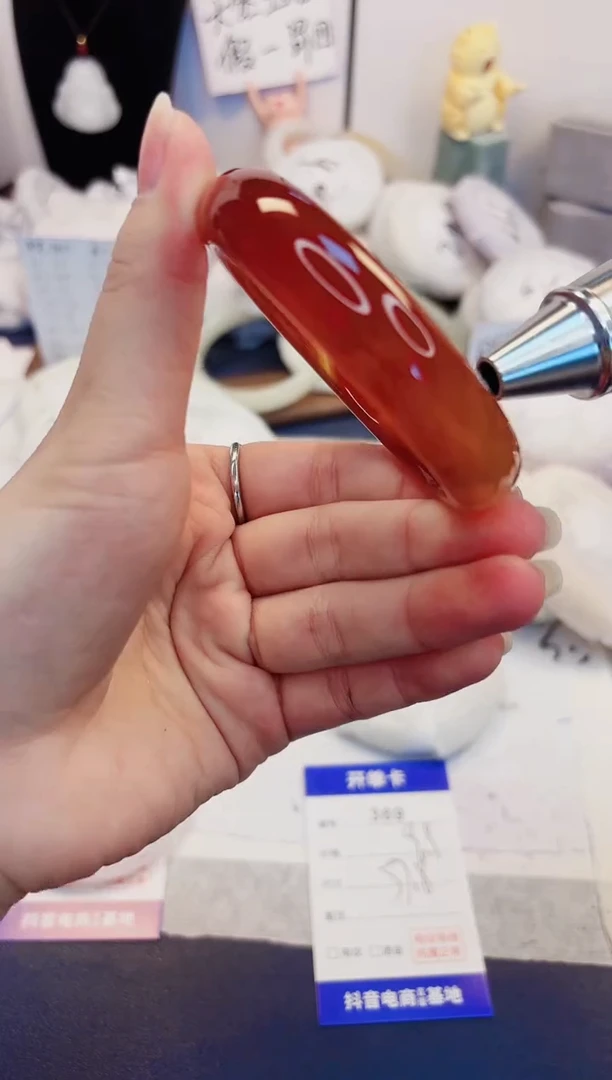 【闪购商品】石英质玉手镯未镶嵌369-玛瑙-圈口57