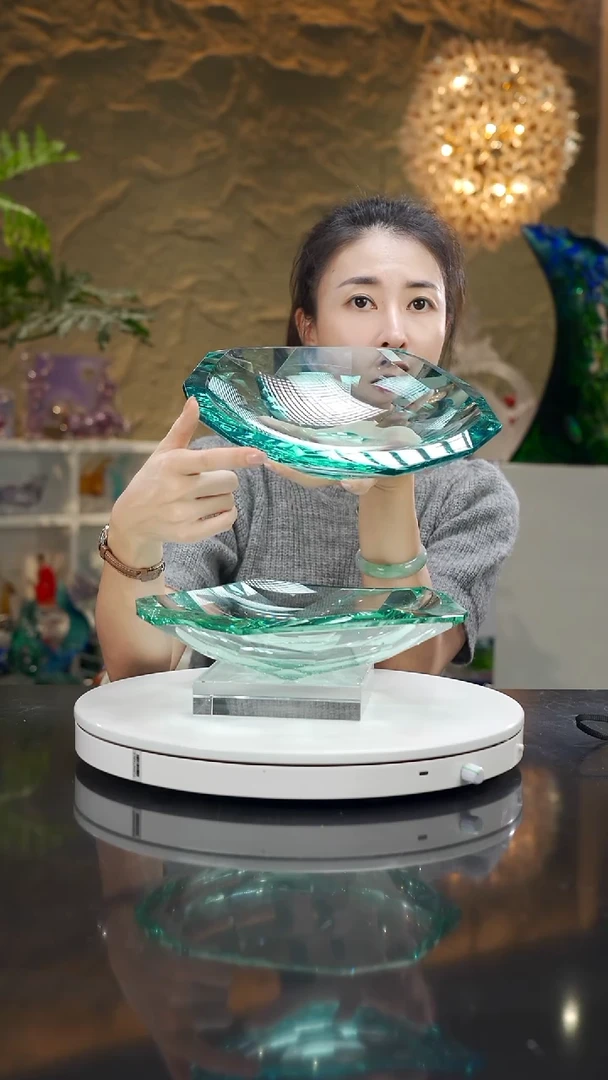 琉璃蓝色切面果碗