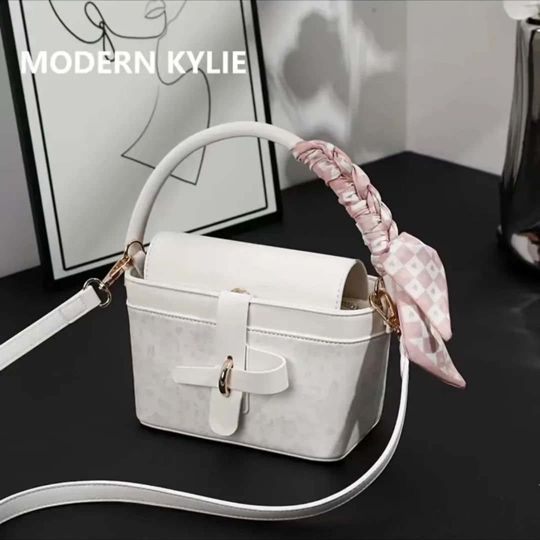 时尚百搭小众单肩小方包潮流小包包A0553