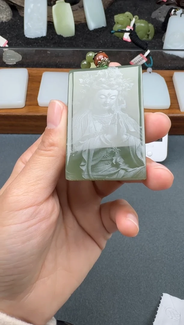 颈饰未镶嵌和田玉2