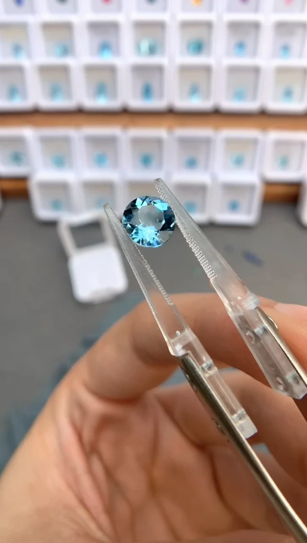 未镶嵌裸石定制海蓝宝石1.82ct 超圣04075