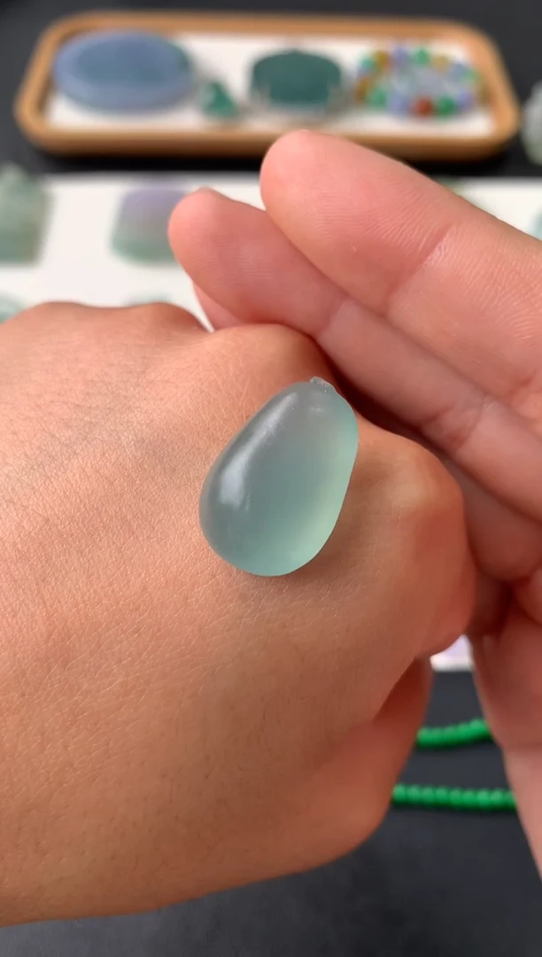 未镶嵌定制翡翠翡翠