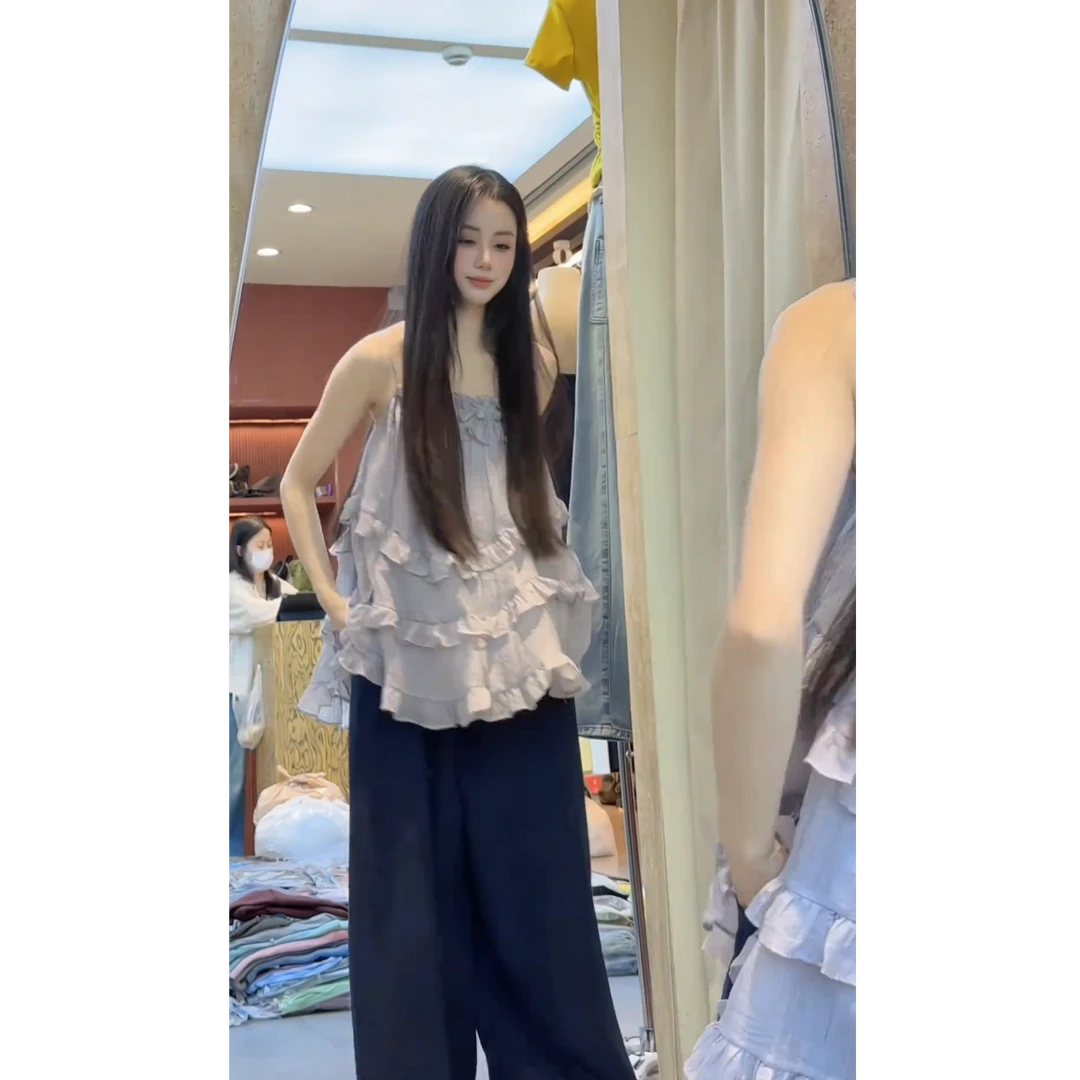 2025夏季新款度假风短款设计感木耳边背心上衣搭高腰阔腿长裤套装