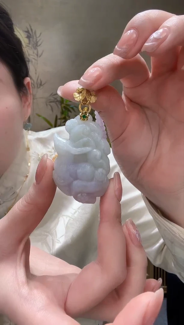 【闪购商品】翡翠颈饰未镶嵌吊坠