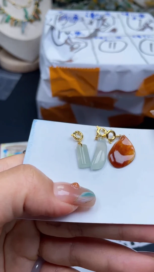 配石翡翠畫****?天然翡翠十八怪17