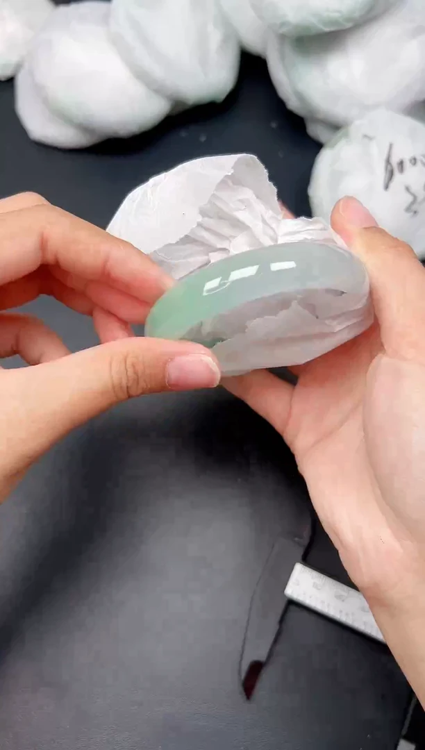 精品手镯，一物一拍J073