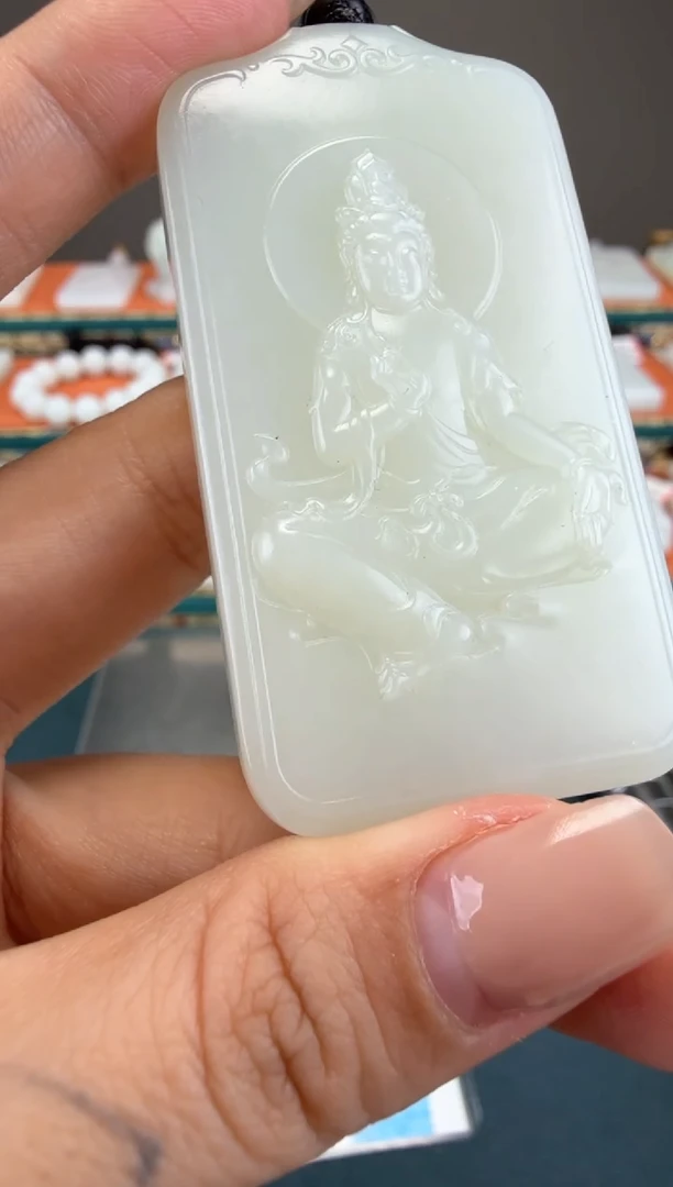 颈饰未镶嵌和田玉1