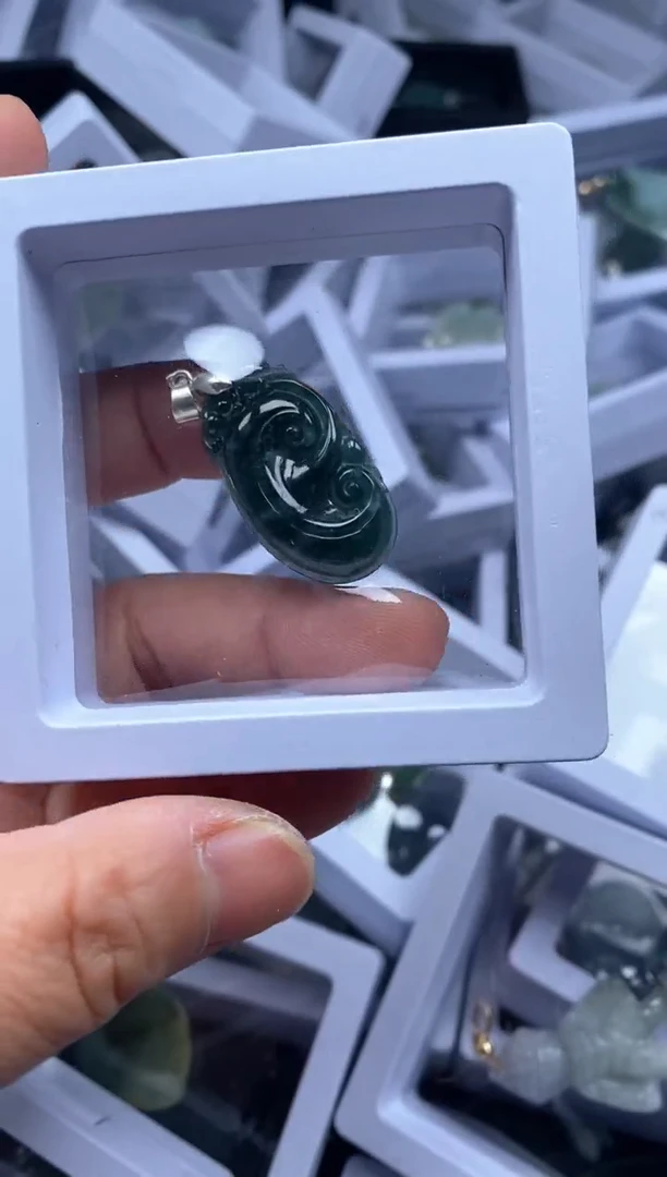 【闪购商品】翡翠吊坠(不含链)未镶嵌39334