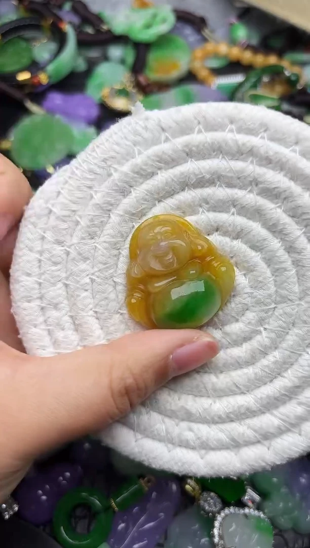 颈饰未镶嵌翡翠缅甸翡翠吊坠