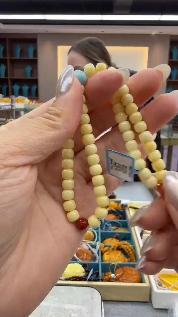 琥珀颈饰未镶嵌308秒拍号假一罚三