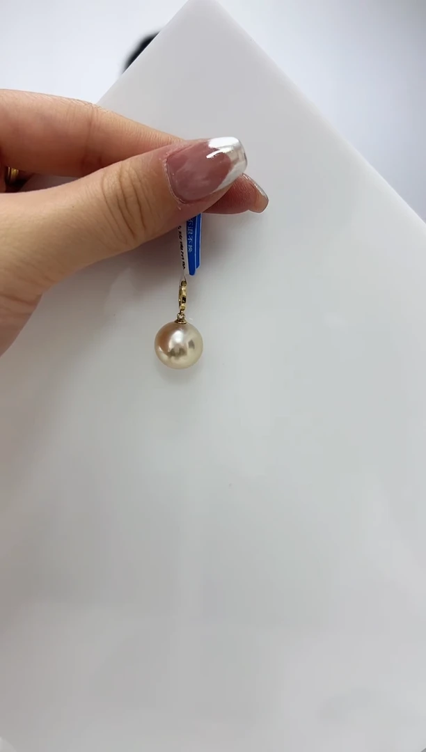 【闪购商品】海水珍珠DA18K金镶嵌吊坠 V2789