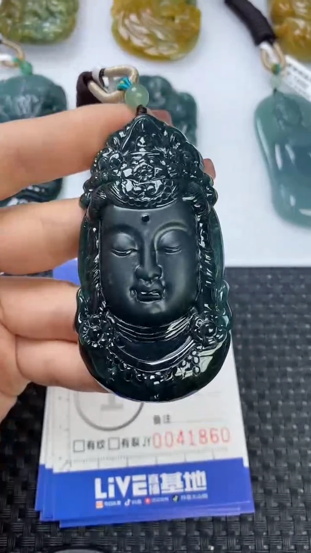 【闪购商品】翡翠颈饰未镶嵌11111111111111111