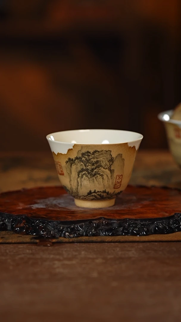 【闪购商品】杯雅聖新彩墨彩山水杯