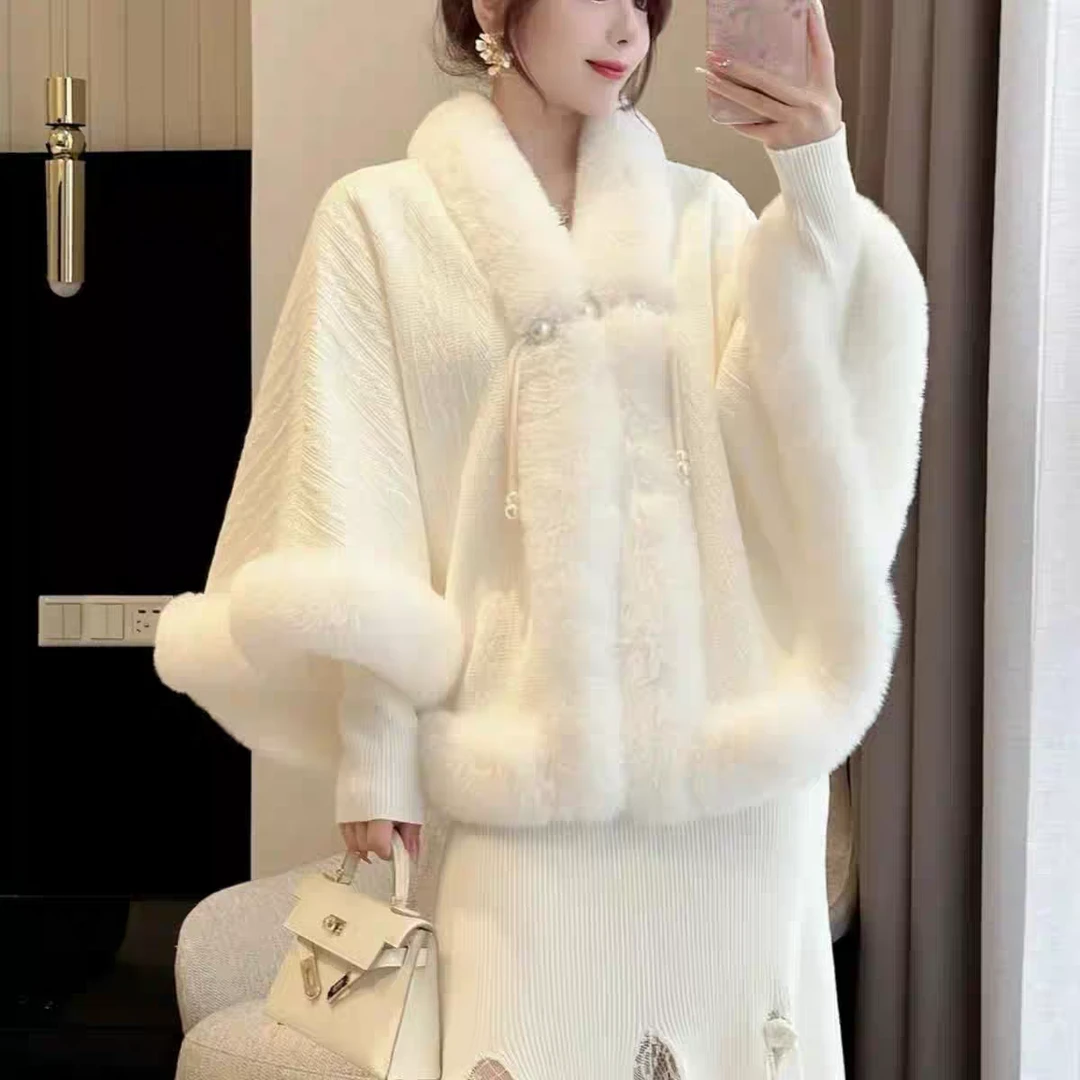 秋冬保暖连帽显瘦防风中国风洋气披肩厚款冬季纯色