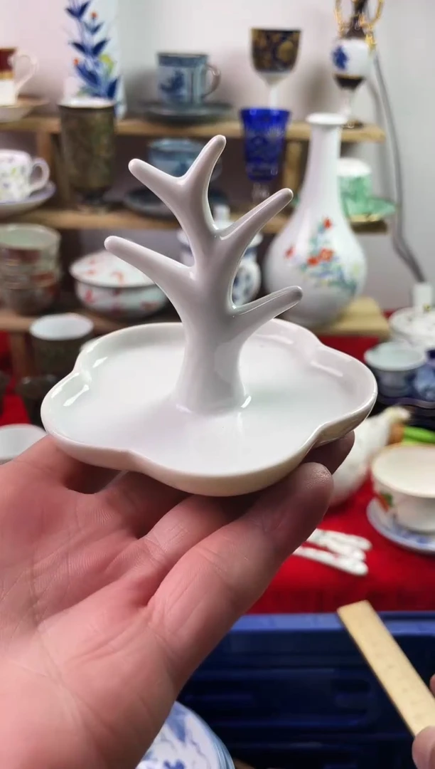 瓷片帝*兰7777777777 E778