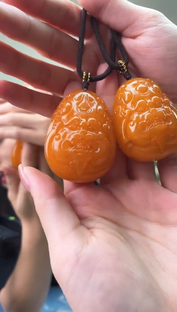 蜜蜡未镶嵌珠宝奇石T024微瑕貔貅假一罚十多样性发其一