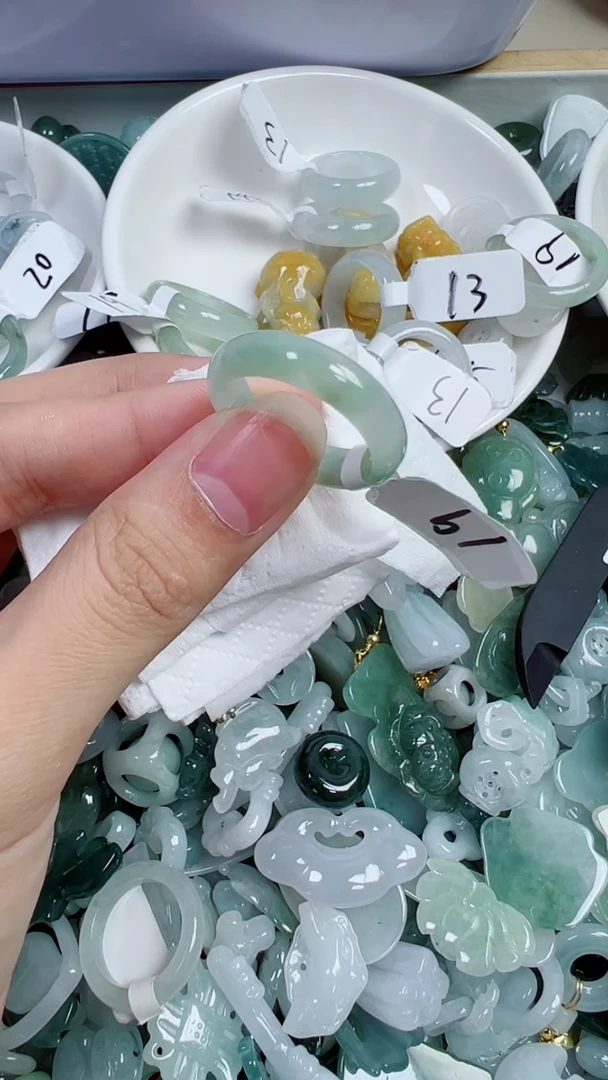 散珠翡翠大*饭59号链接，A货翡翠