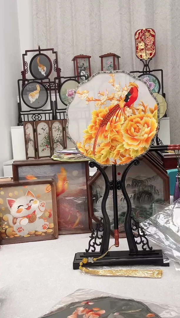 扇子绣作品手工团扇