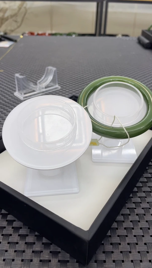 未镶嵌手镯和田玉暮*一条60微矿点（多样性发一件）Z0716