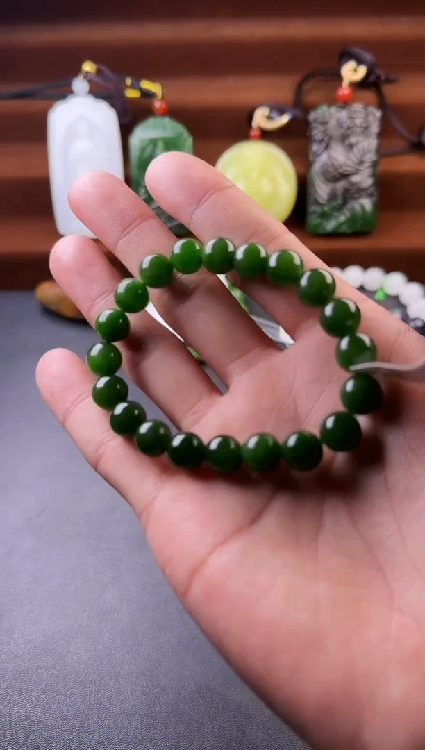 颈饰未镶嵌和田玉手串