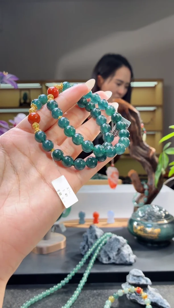 未镶嵌手串翡翠手串（多样性发其一）