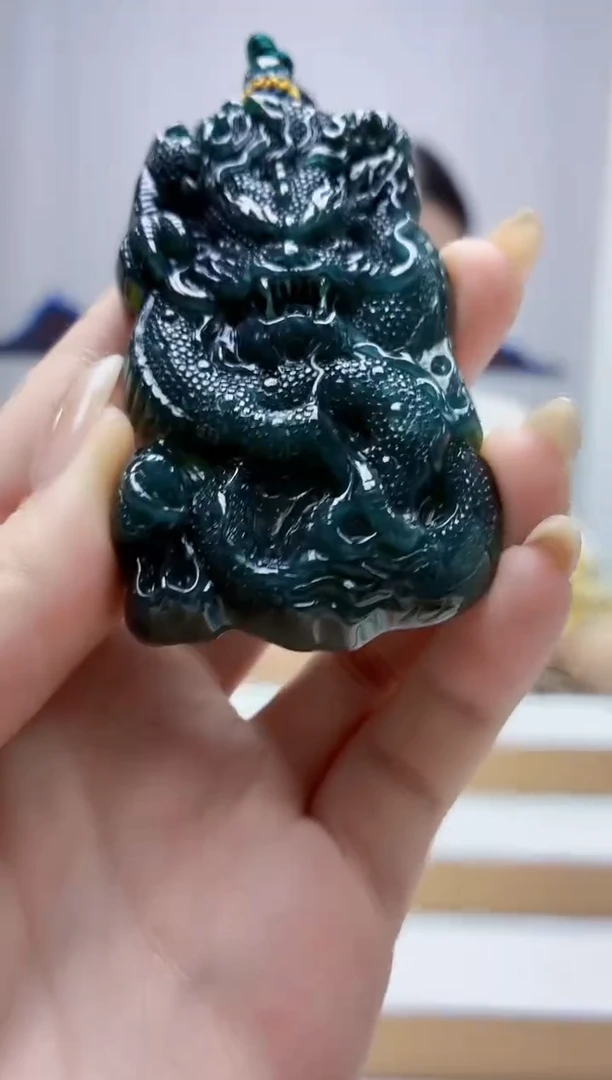 未镶嵌定制翡翠4812jw-毛货挂件52