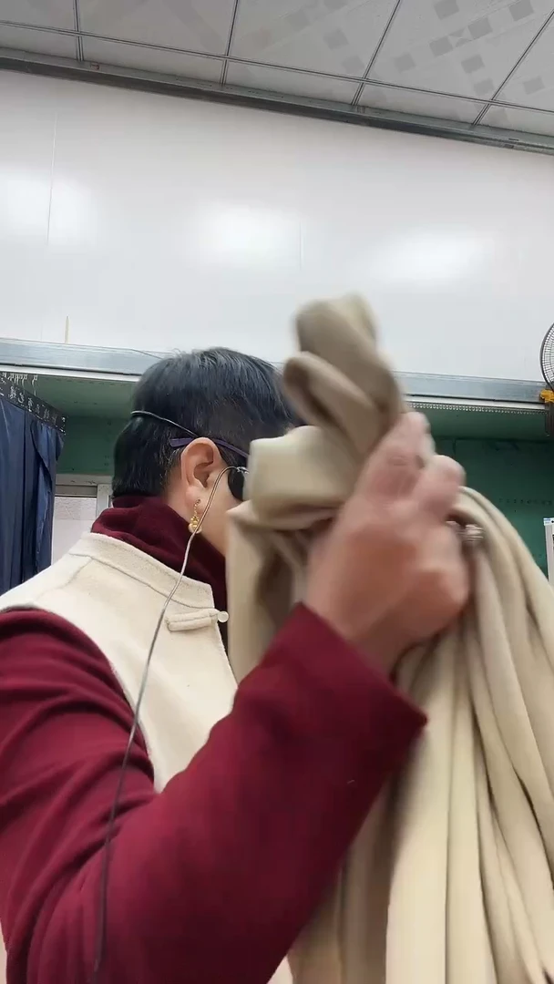 老奥绒米色2米布头