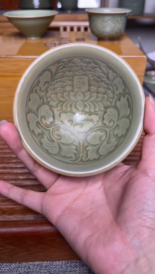 陶瓷橄榄绿大观斗笠盏