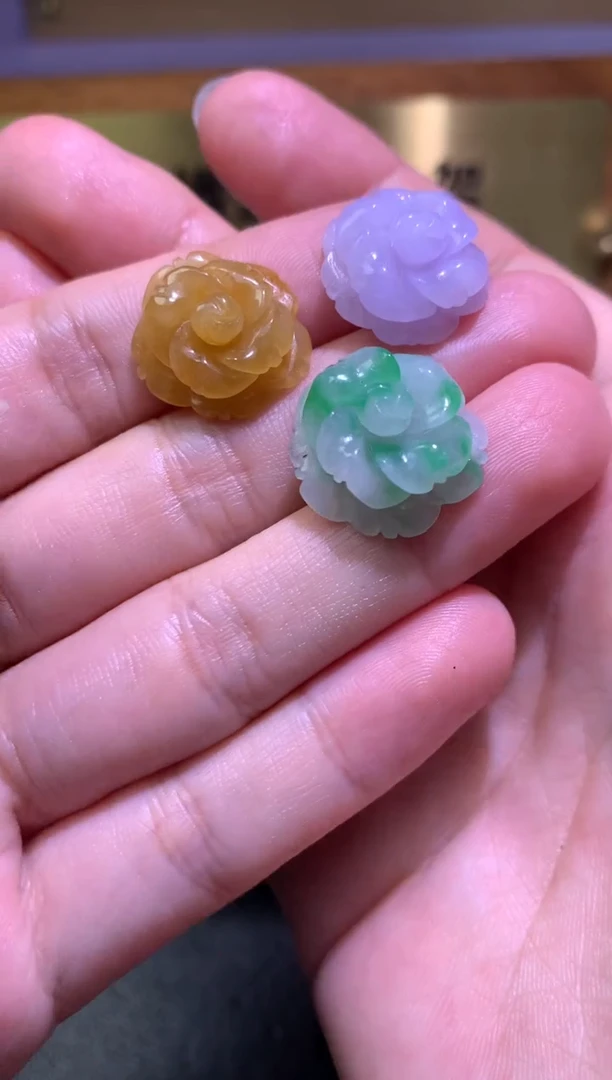 未镶嵌定制翡翠毛货