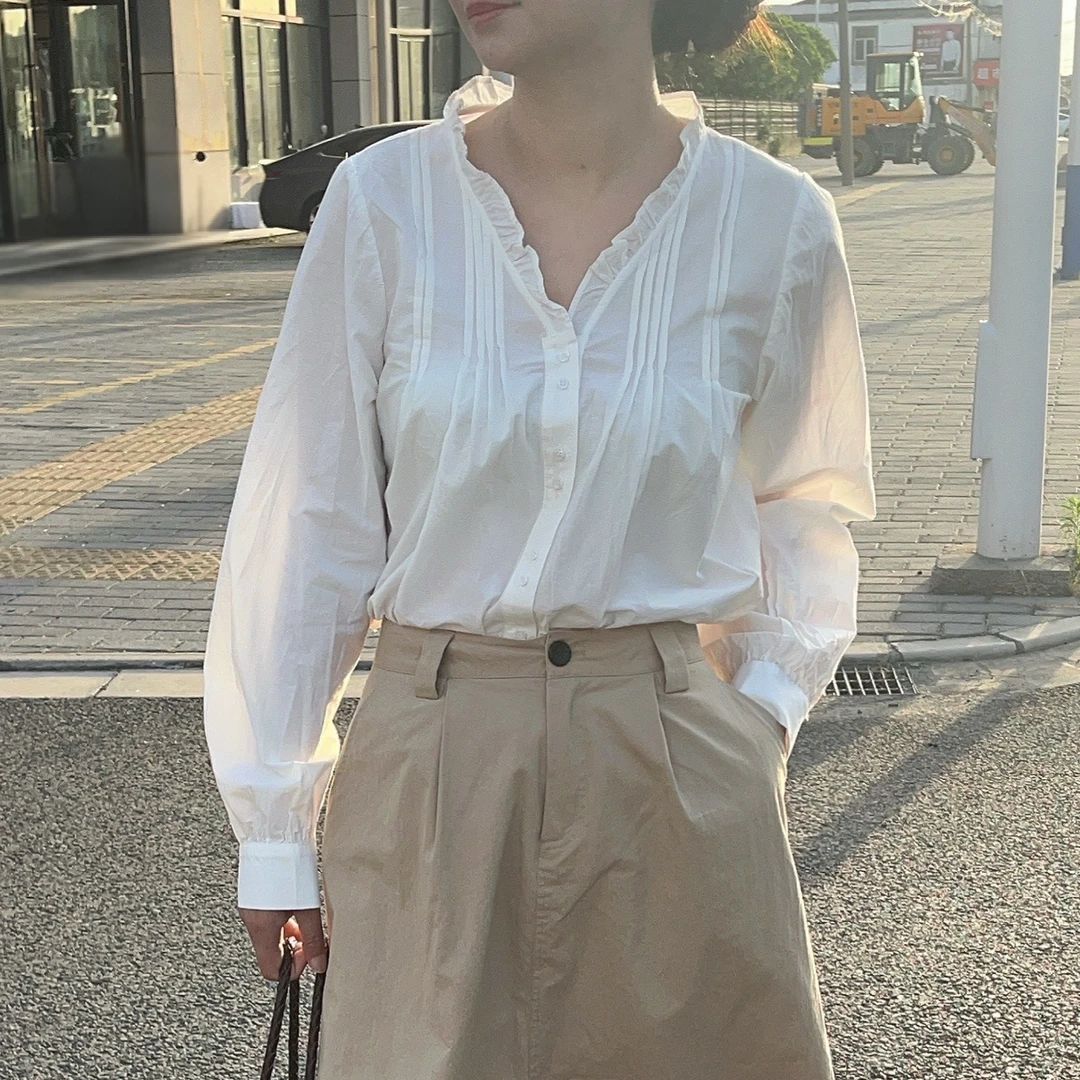 【原歌】夏季新款全棉气质V领花边衬衫女YG616