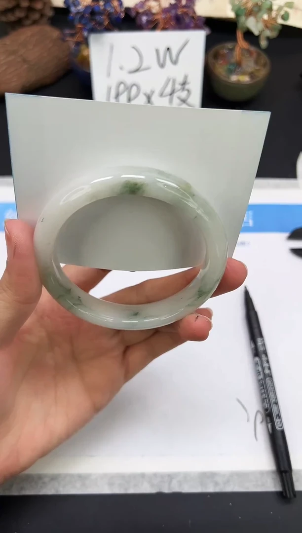 未镶嵌手镯石英质玉A228-61`62