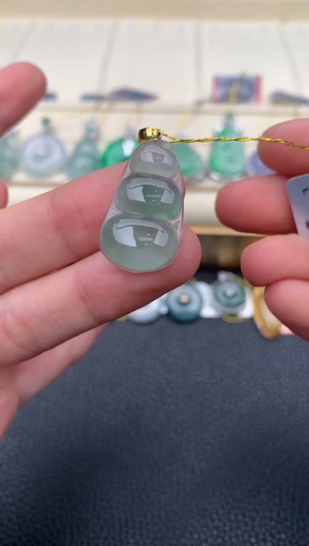 【闪购商品】翡翠颈饰18K金镶嵌Q236