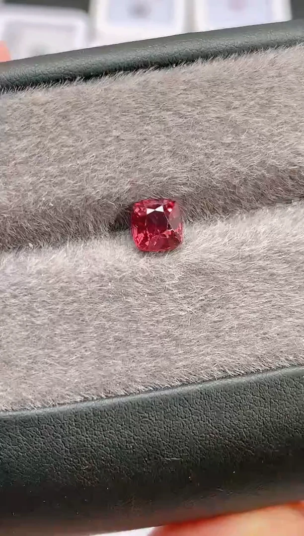 裸石尖晶石1.52-1220天然尖晶石