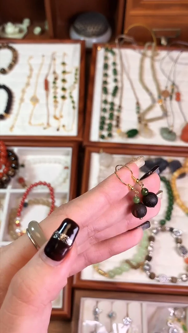 【闪购商品】降真香吊坠未镶嵌降真香耳钩一对