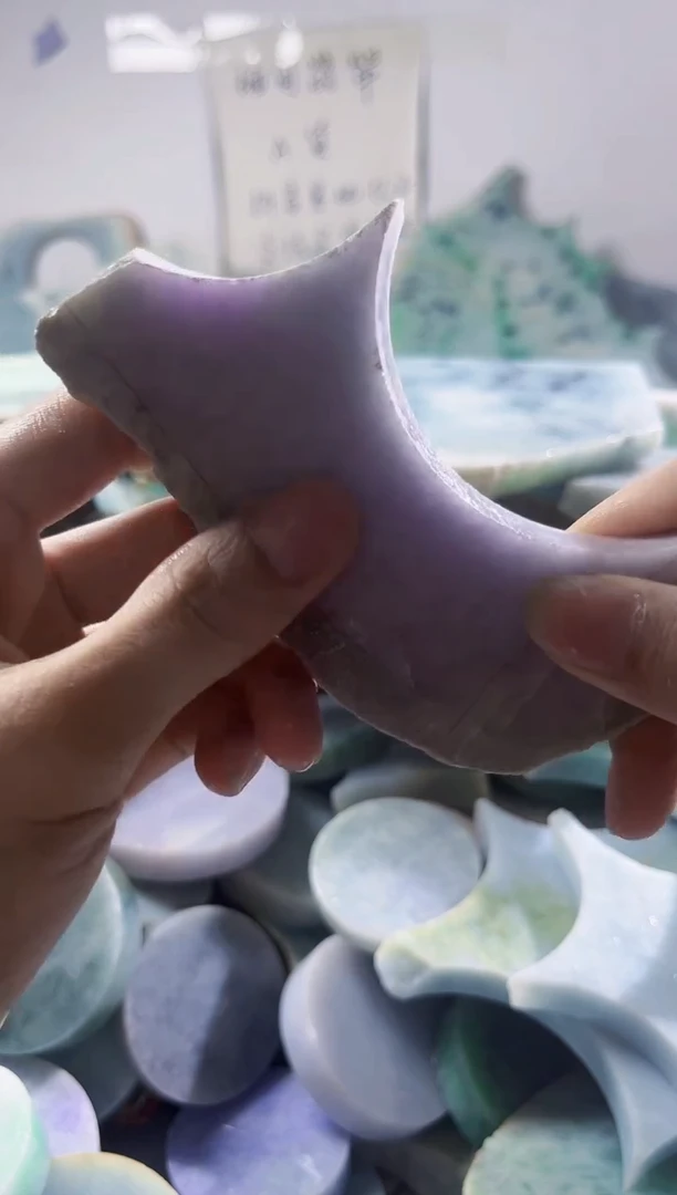 翡翠裸石缅甸翡翠A货柠5217