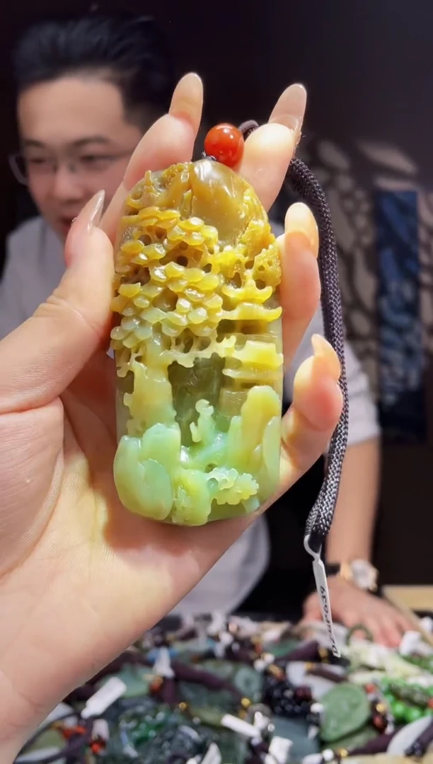 【闪购商品】和田玉颈饰未镶嵌拍一发一