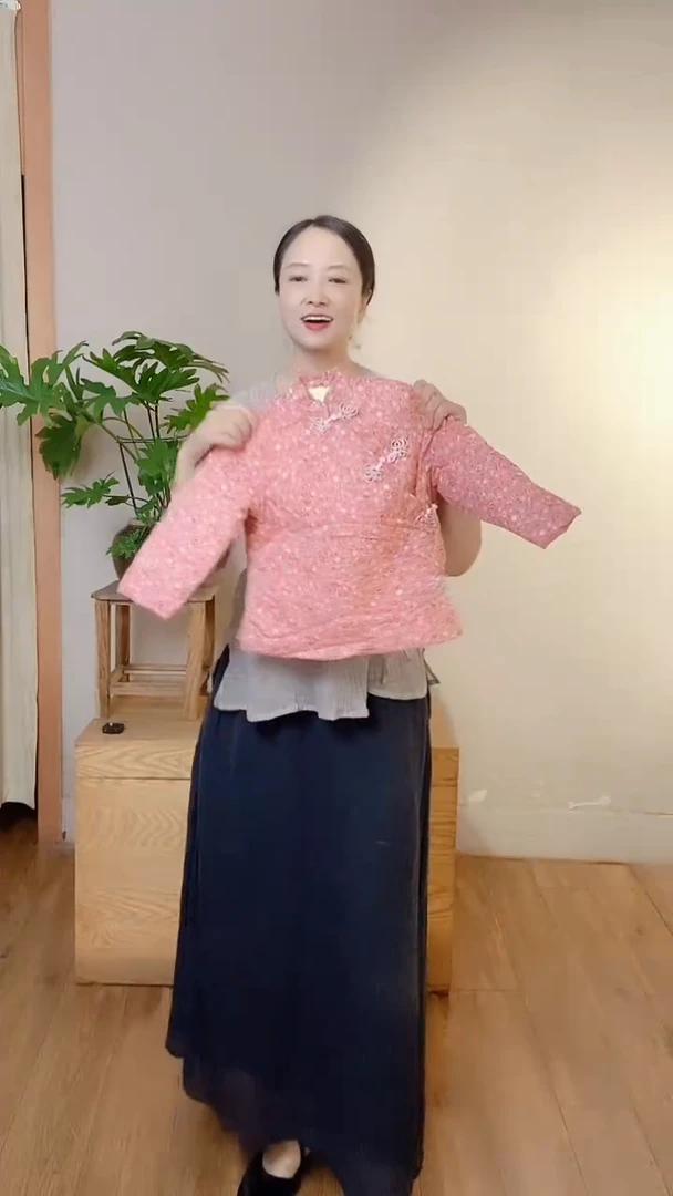 九章号粉色小棉袄