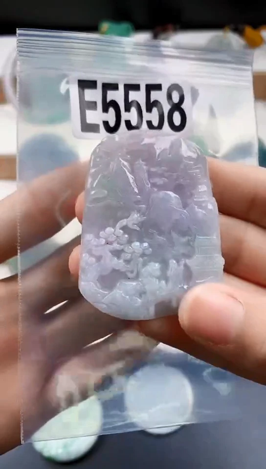 颈饰未镶嵌翡翠天然翡翠吊坠挂件