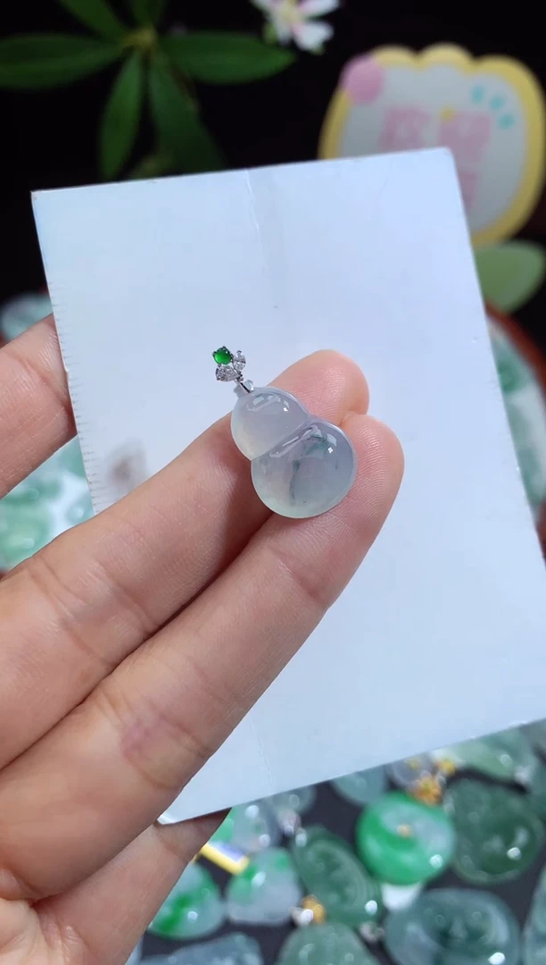 颈饰未镶嵌翡翠葫芦