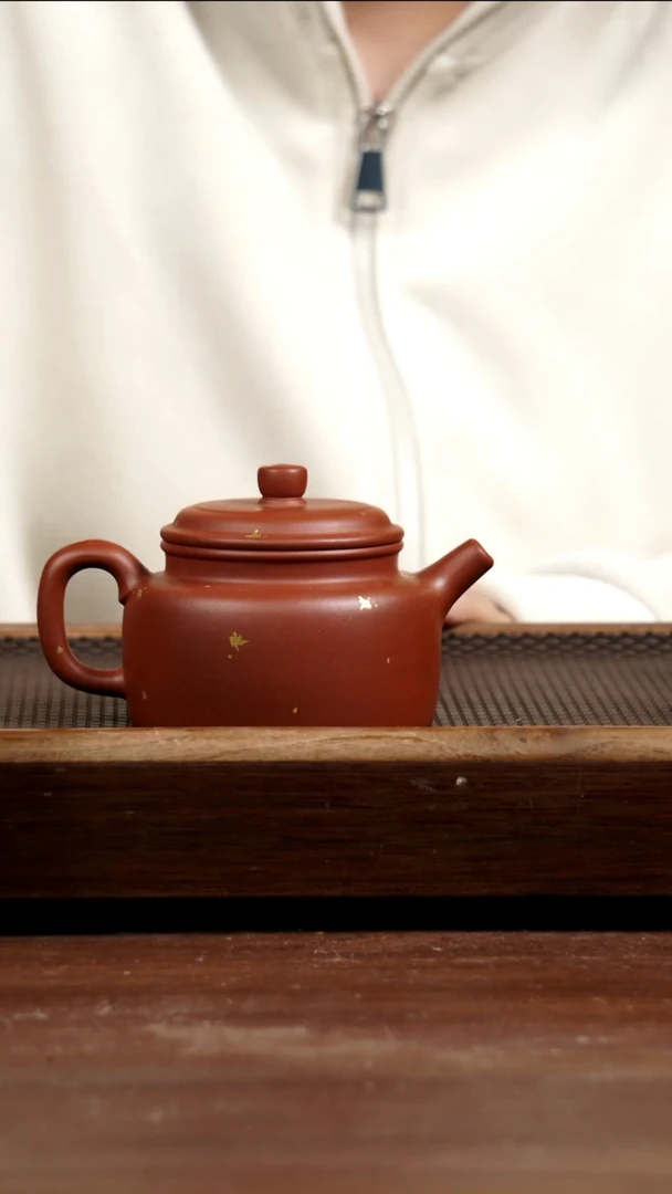 茶壶紫砂一*四号井红皮龙德钟275CC