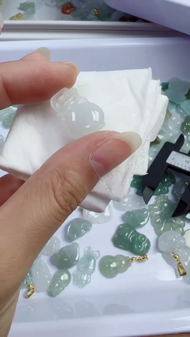 散珠翡翠56号链接，A货翡翠