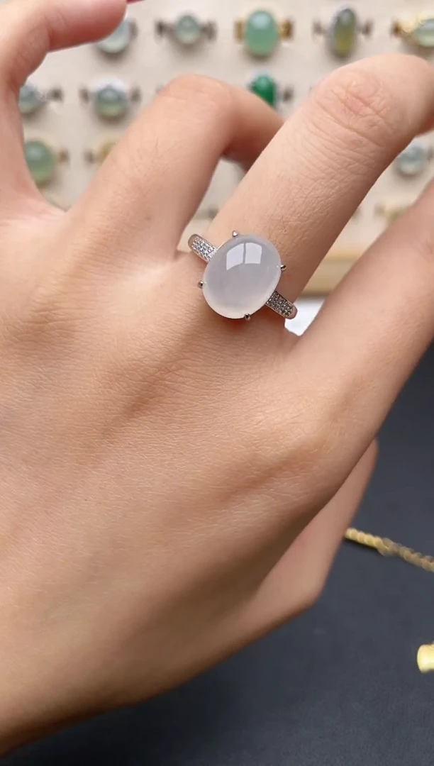 【闪购商品】翡翠戒指银S925镶嵌一物一证一礼盒