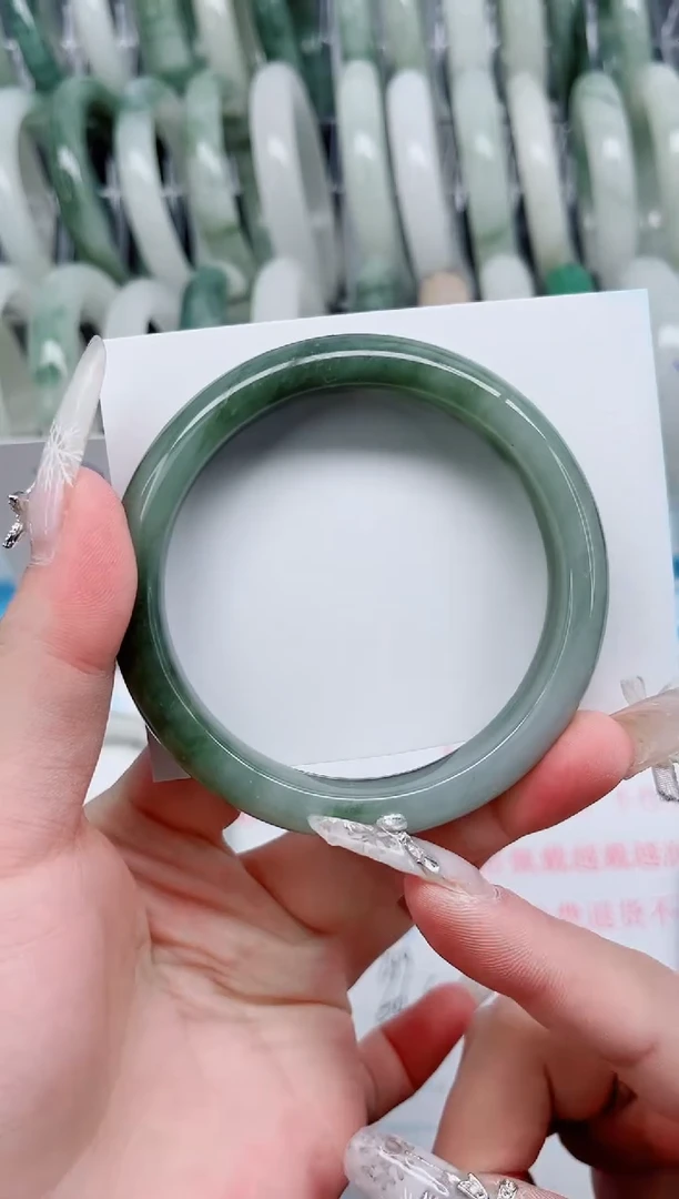 【闪购商品】石英质玉手镯未镶嵌A189-60.6