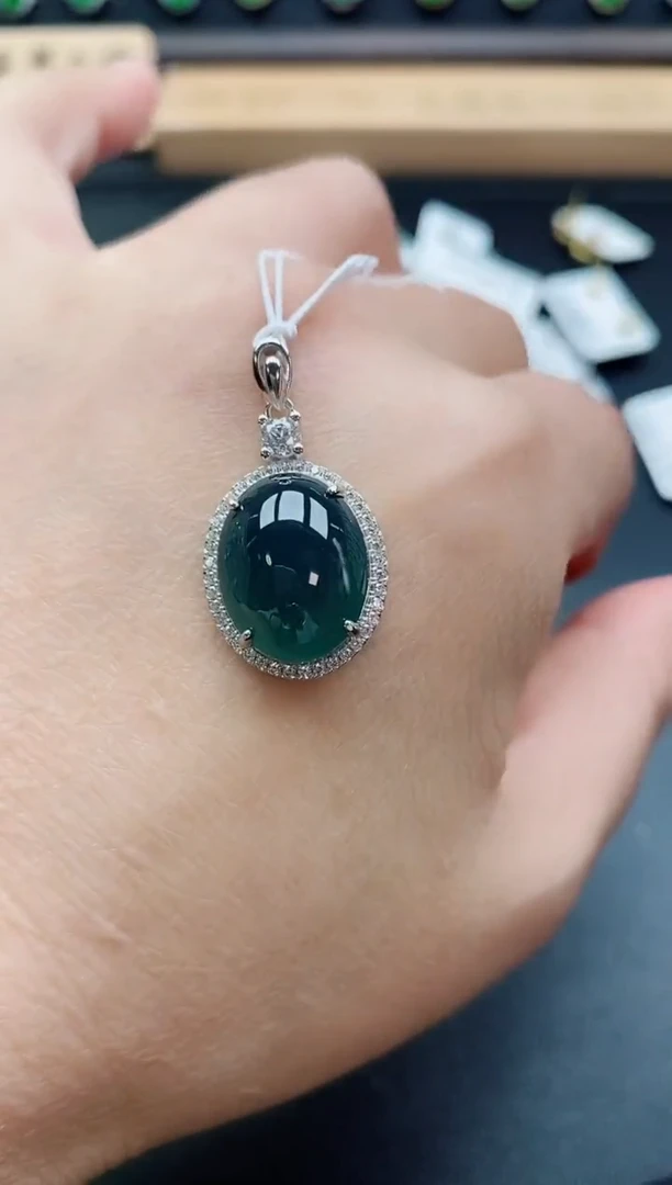 吊坠(赠链)银S925镶嵌翡翠1