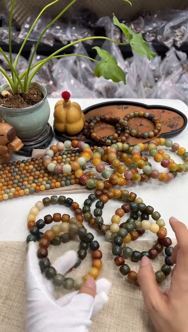 菩提根/象牙果手串13.5糖壳瑕疵（920）