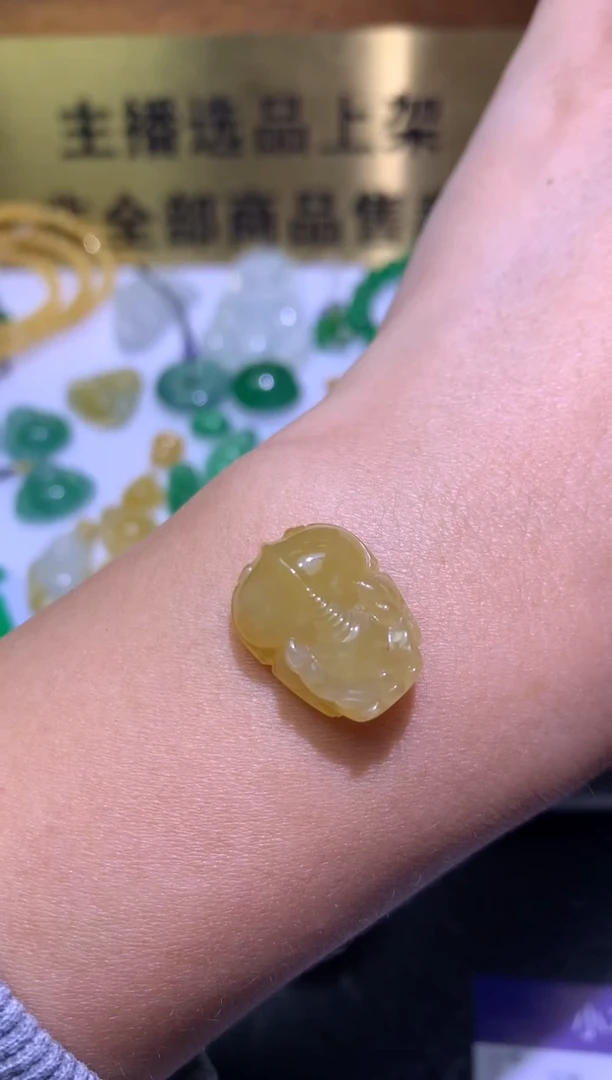 未镶嵌定制翡翠毛货