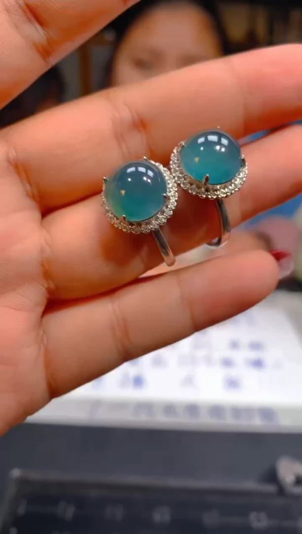 【闪购商品】定制翡翠未镶嵌9定制翡翠-多样性发货（发其一）