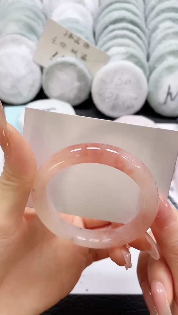 石英质玉手镯未镶嵌180-53