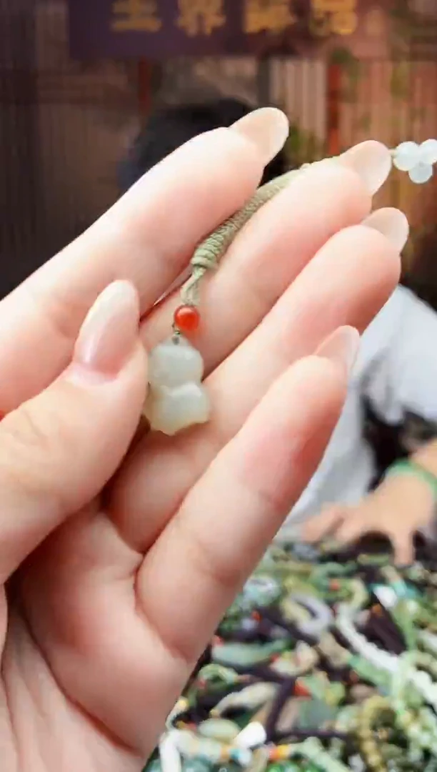 颈饰未镶嵌和田玉多样性发货拍一发一